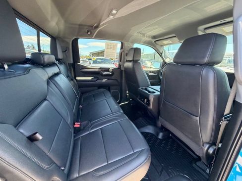 Used 2022 Chevrolet Silverado 1500 RST w/ Convenience Package II AWD/4WD image 25