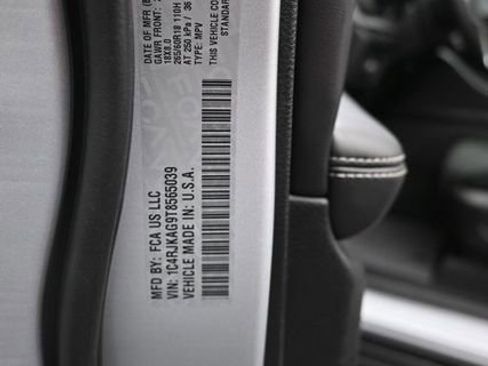 New 2026 Jeep Grand Cherokee L 4WD image 15