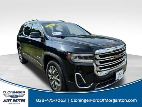 Used 2023 GMC Acadia SLT AWD/4WD image 1