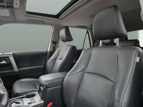 Used 2024 Toyota 4Runner Limited image 22