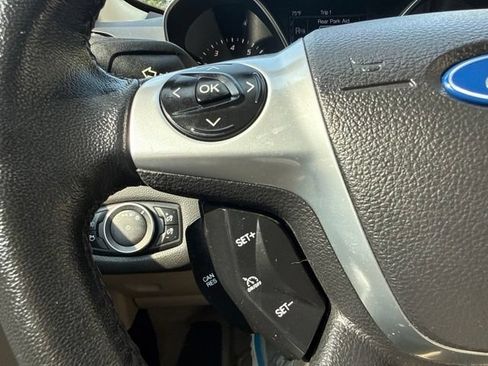 Used 2016 Ford Escape Titanium AWD/4WD image 27