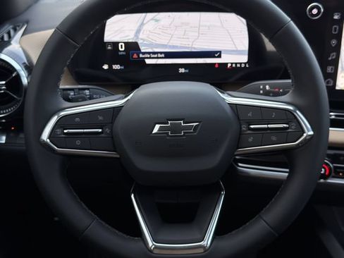 New 2026 Chevrolet Equinox ACTIV w/ Convenience Package III FWD image 12