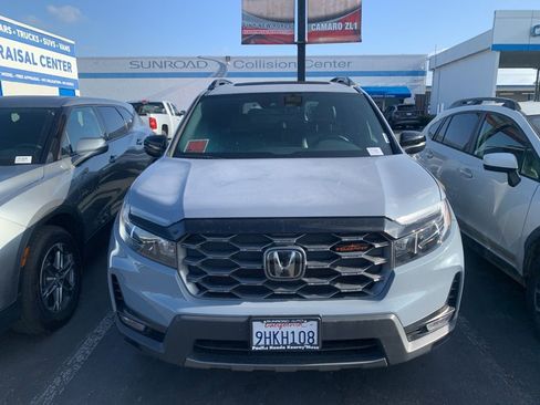 Used 2023 Honda Passport TrailSport image 4