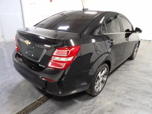 Used 2020 Chevrolet Sonic Premier FWD image 4
