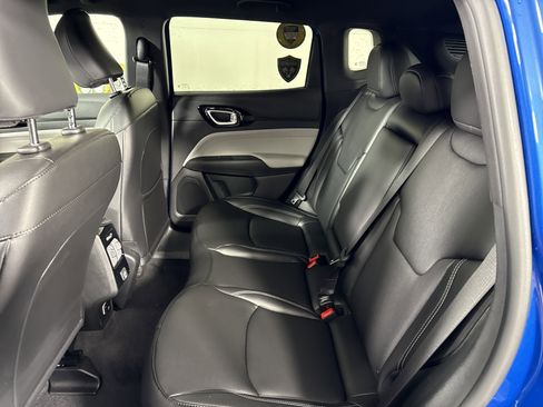 New 2026 Jeep Compass Limited image 32