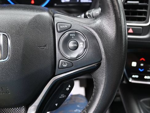 Used 2021 Honda HR-V EX-L image 19