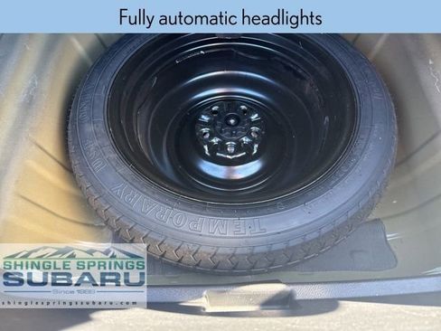 Used 2016 Toyota Avalon XLE image 16