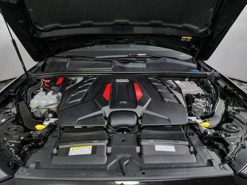 Used 2022 Audi SQ7 Prestige AWD/4WD image 36