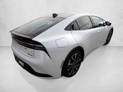 Used 2024 Toyota Prius Prime image 4