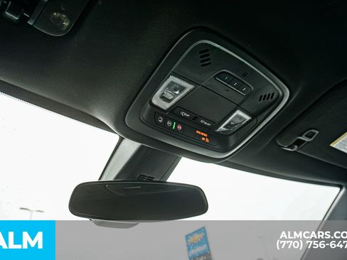 Used 2023 Chevrolet Traverse LT AWD/4WD image 65