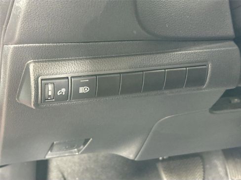 Certified 2024 Toyota Corolla LE FWD image 15