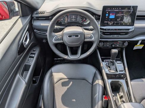 New 2026 Jeep Compass Latitude AWD/4WD image 16