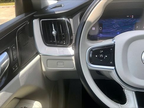 Certified 2026 Volvo XC60 B5 Ultra AWD/4WD image 26