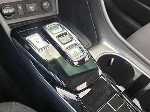 Certified 2023 Hyundai Sonata SEL w/ Convenience Package image 25