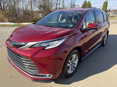 Certified 2023 Toyota Sienna Limited