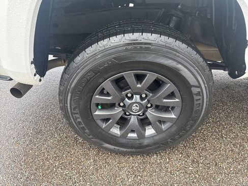 Used 2023 Toyota Tacoma SR5 image 31