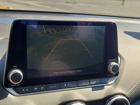 Used 2025 Nissan Sentra SV w/ All-Weather Package image 21