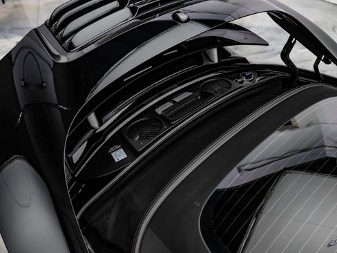 Used 2015 Porsche 911 Turbo image 89