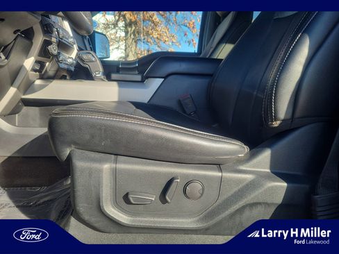 Used 2020 Ford F150 Lariat image 14