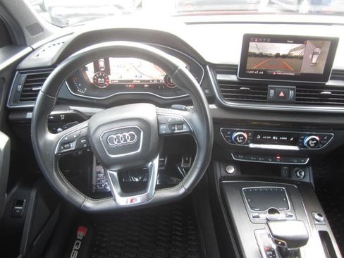 Used 2019 Audi SQ5 Prestige AWD/4WD image 10