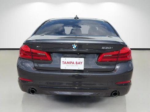 Used 2019 BMW 530i xDrive w/ Convenience Package AWD/4WD image 4