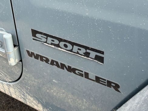 Used 2014 Jeep Wrangler Sport AWD/4WD image 8