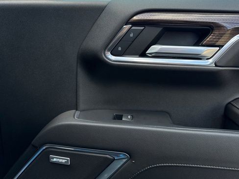 Certified 2022 Chevrolet Silverado 1500 LT Trail Boss w/ Convenience Package II image 19