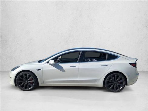 Used 2020 Tesla Model 3 Performance image 7
