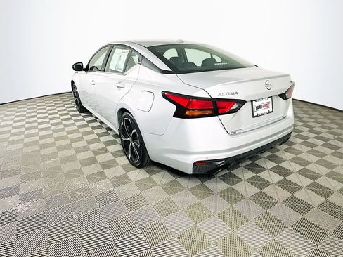 Used 2024 Nissan Altima 2.5 SR FWD image 7