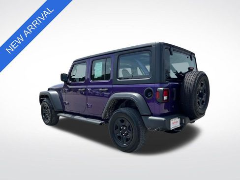 Used 2023 Jeep Wrangler Unlimited Sport AWD/4WD image 5