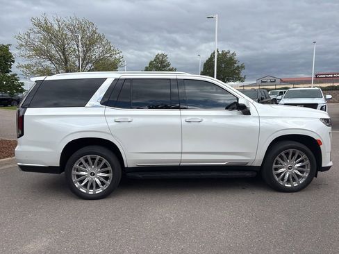 Certified 2022 Cadillac Escalade Premium Luxury AWD/4WD image 7