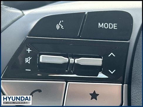 New 2026 Hyundai Elantra Limited FWD image 29