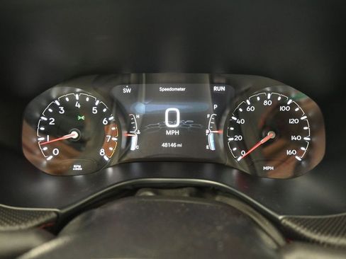 Used 2025 Jeep Compass Trailhawk w/ Trailer Tow Group AWD/4WD image 11