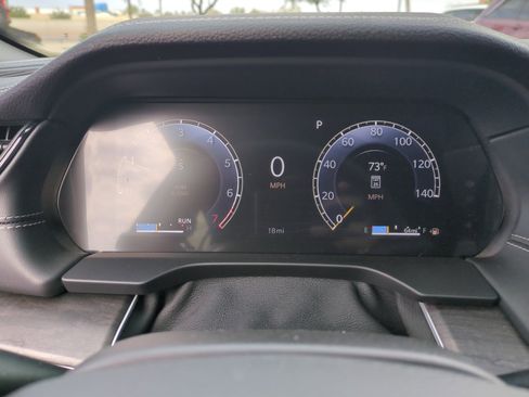 New 2026 Jeep Grand Cherokee Altitude image 10