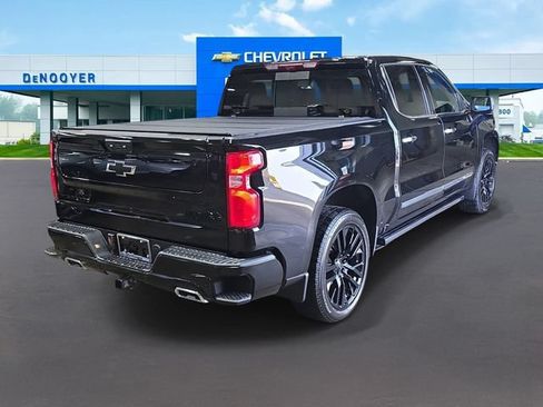 New 2026 Chevrolet Silverado 1500 High Country AWD/4WD image 9