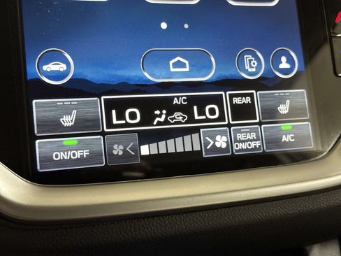Used 2023 Subaru Ascent Limited AWD/4WD image 16