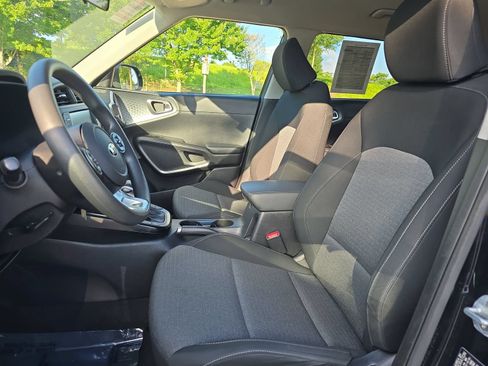 Used 2020 Kia Soul S FWD image 14
