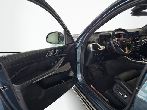 Used 2026 BMW X5 xDrive40i AWD/4WD image 33