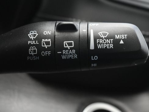 New 2025 Jeep Grand Cherokee Limited w/ Trailer Tow Package image 21