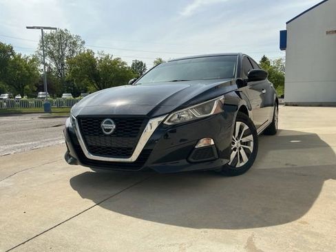 Used 2020 Nissan Altima 2.5 S AWD/4WD image 5