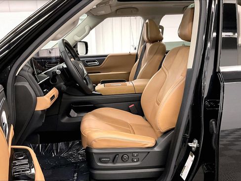 Used 2025 INFINITI QX80 Sensory w/ Exterior Package AWD/4WD image 24
