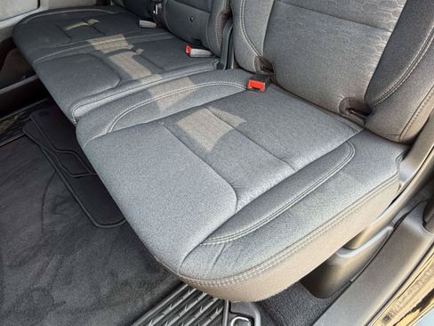 Used 2025 RAM 1500 Big Horn AWD/4WD image 30
