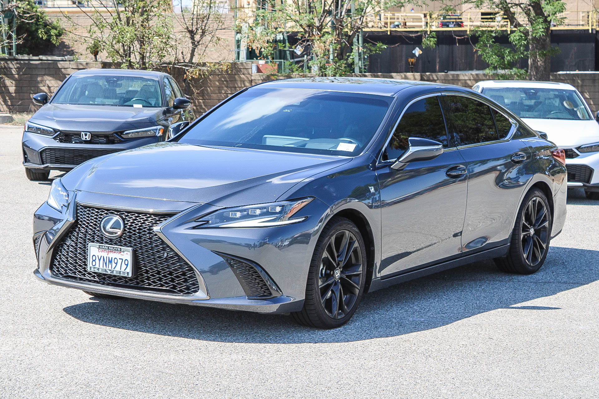 Used 2022 Lexus ES 350 F Sport w/ Accessory Package 2 FWD image 3