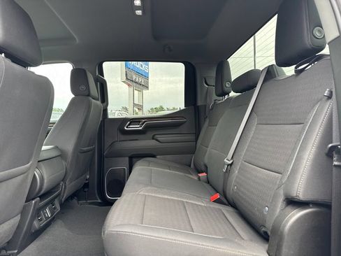 Used 2024 Chevrolet Silverado 1500 LT AWD/4WD image 14