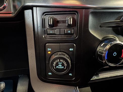 Used 2024 Ford F150 Lariat w/ Tow/Haul Package AWD/4WD image 18