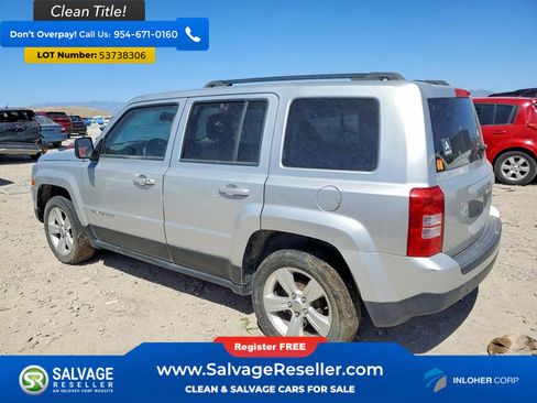 Used 2013 Jeep Patriot Latitude FWD image 3