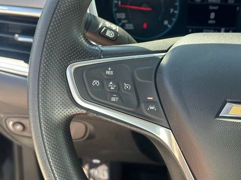 Certified 2020 Chevrolet Equinox LS AWD/4WD image 3