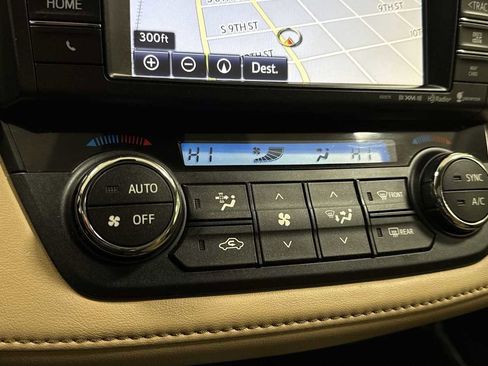 Certified 2017 Toyota RAV4 Limited image 21