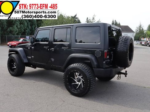 Used 2012 Jeep Wrangler Unlimited Sport AWD/4WD image 7