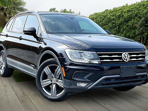 Used 2020 Volkswagen Tiguan SEL FWD image 9